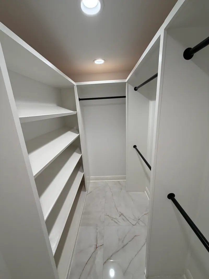 Built-in closet shelving